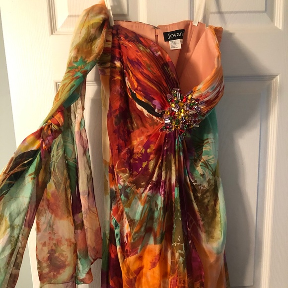 Prom/event dress - Picture 1 of 4